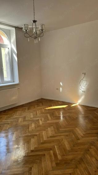 Apartament 4 camere, decomandate, zona Patria - 3