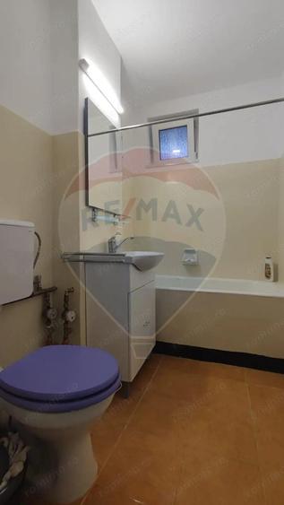 De inchiriat apartament 3 camere spatios etaj 1 Splaiul Crisanei - 8