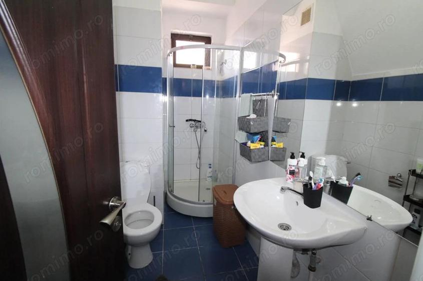 Garsoniera, strada 23 August, bloc 2011 - 6