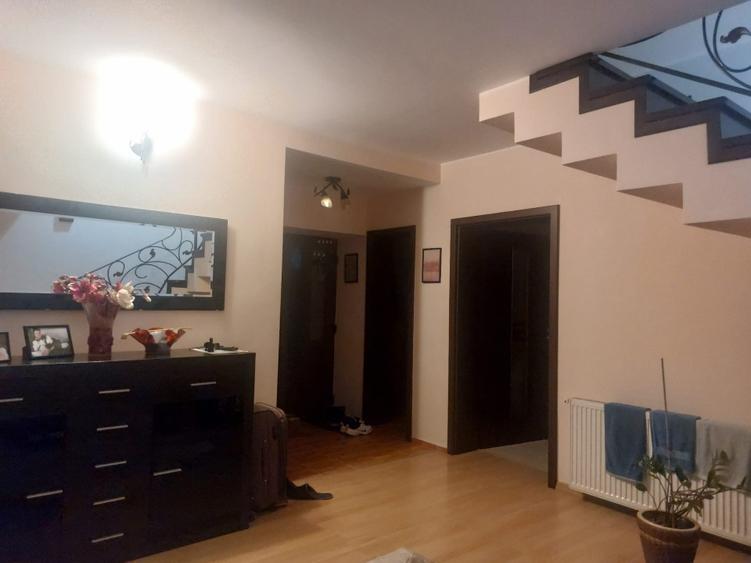 Proprietar , vand casa in Dumbravita ,central - 8