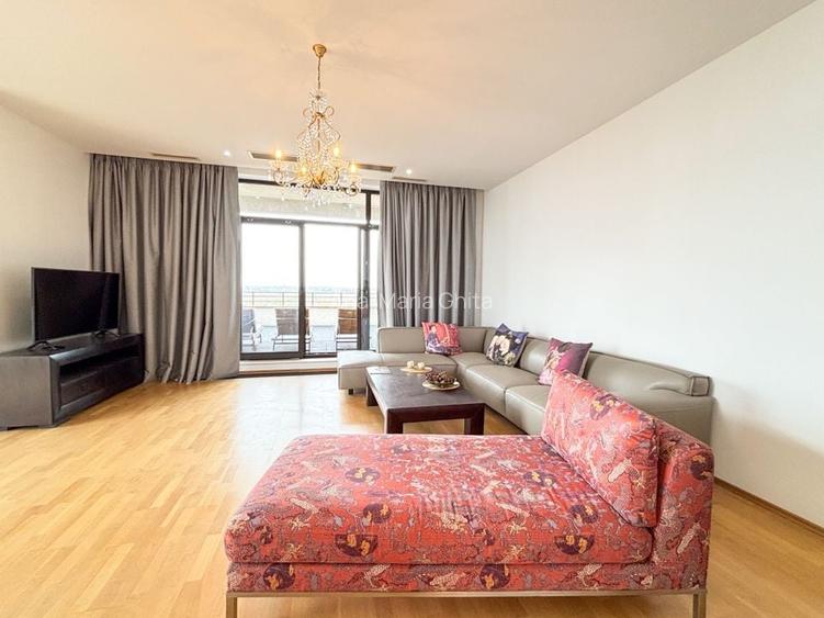 Complex Privighetorilor | Penthouse 5 camere | Terasă 350mp