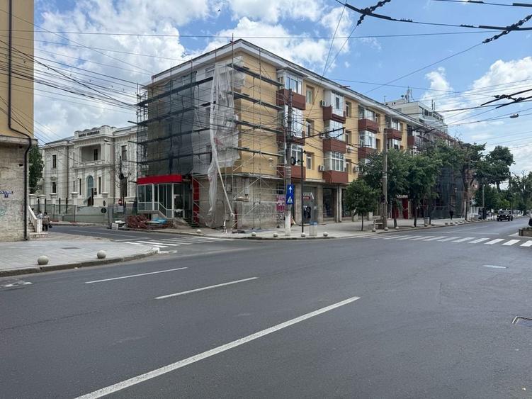 Inchiriez spatiu centru strada Domneasca - 1