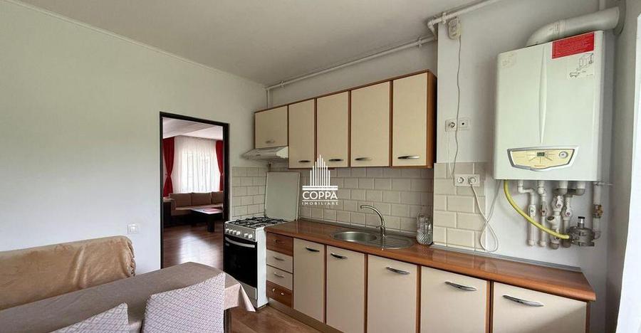 Apartament de vanzare 3 camere strada Rozelor - 5