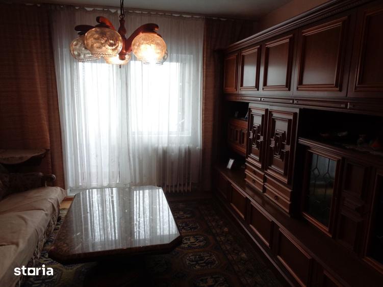 Apartament 3 camere confort 1 MICALACA-ORIZONT, etaj 1 geam la baie - 6