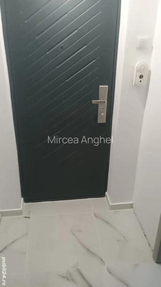 Vand apartament cu doua camere Trivale decomandat