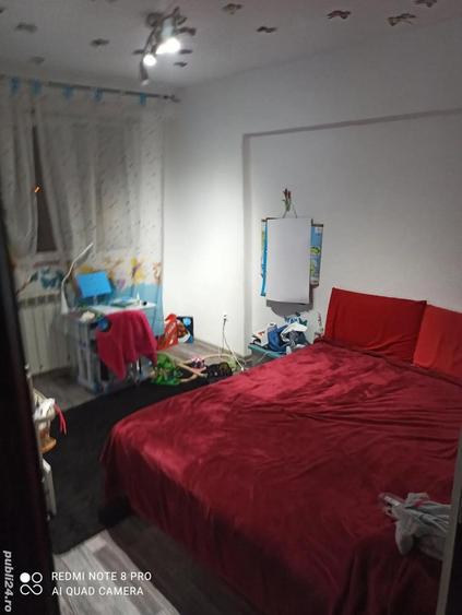 Vand apartament3camere micro 13 b - 1