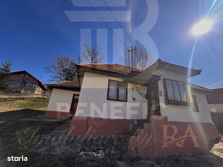 De vanzare casa batraneasca cu teren generos, Slanic, Prahova - 9