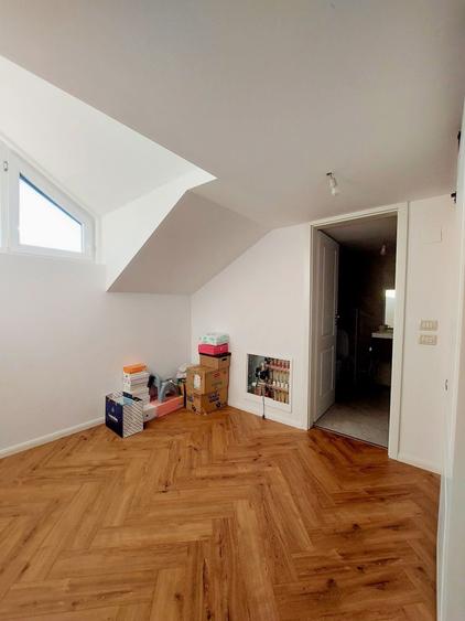 Vilă Individuală 7 Camere,  teren 572 mp Drumul Dobroesti Fundeni - 42