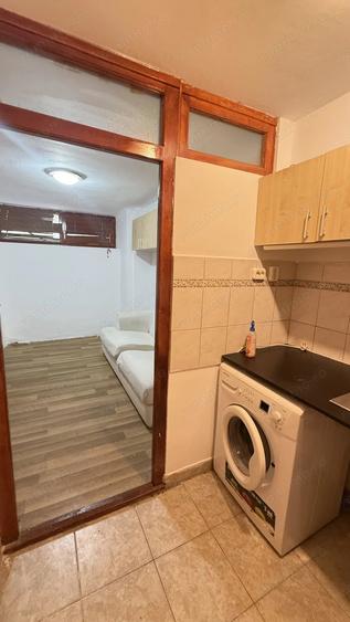 Garsoniera 1 camera de vanzare zona Decebal - 10