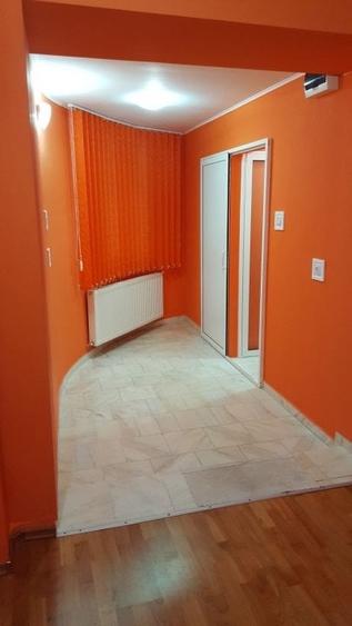 Spatiu comercial - 11