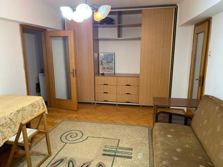 Inchiriez doua camere ,3 min metrou c brancoveanu - 8