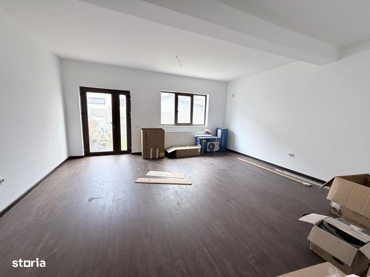 Casă cu 4 camere cu Teren 200 Mp în Central
