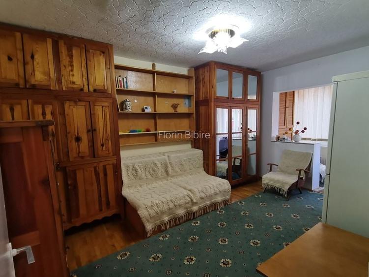 Garsoniera de Inchiriat, zona Racadau Garsoniera de Inchiriat, zona Racadau