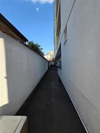 3 CAMERE + CURTE 93 MP 2 LOCURI  PARCARE SECTOR 1 BUCURESTII NOI METROU JIULUI - 30