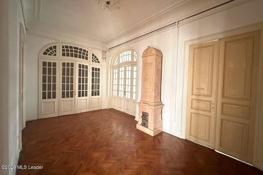 B-dul Carol 59, 222 mpu, 9 camere, etaj 1 din 3, balcoane 14 mp - 2