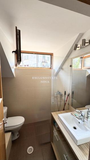 UNIVERSITATE - Batistei - Vanzare MANSARDA in VILA  Interbelica ! - 7