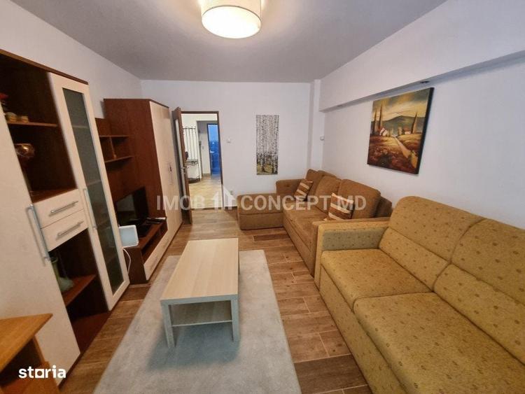 Apartament cu 2 camere decomandat în Republicii