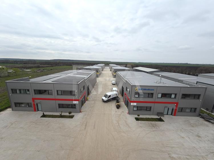 Spațiu industrial, de 552.20001220703 mp, în Afumați