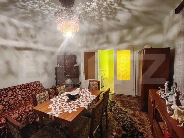 Casă cu 5 camere cu Teren 350 Mp în Târnăveni
