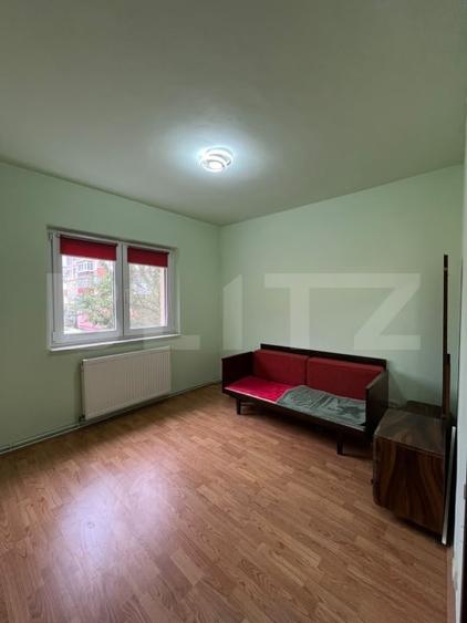 Apartament cu 4 camere decomandat, mobilat în Câmpia Turzii