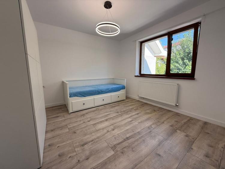 Ultracentral - vila P+1, renovata, totul nou - 12