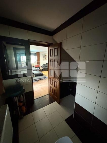 Casă cu 8 camere cu Piscina în Nord