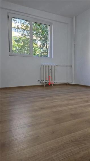 Apartament cu 2 camere decomandat în Doamna Ghica