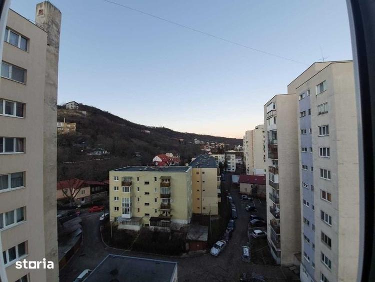Inchiriez apartament cu 2 camere + living - 7