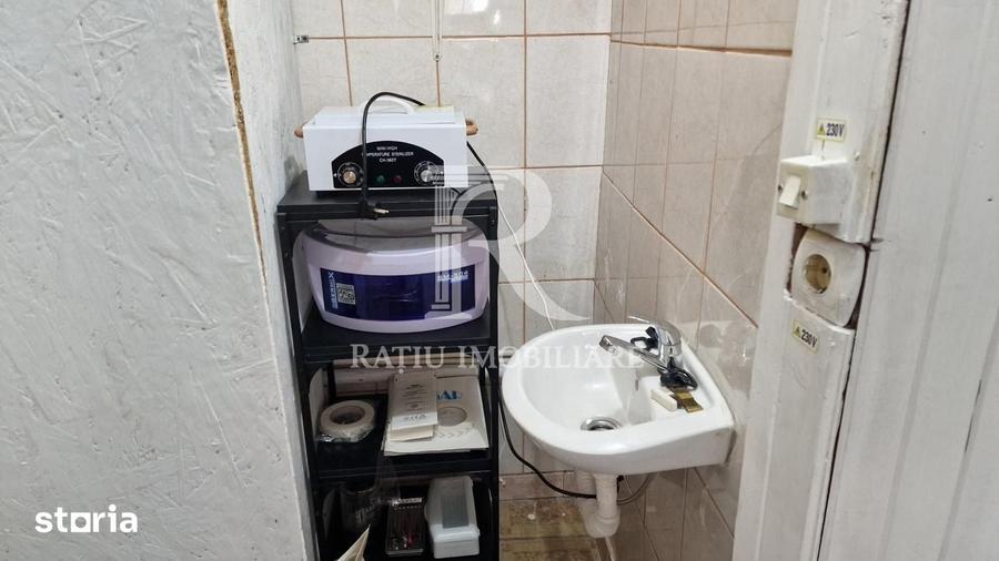 Spațiu comercial, de 27 mp, în Central