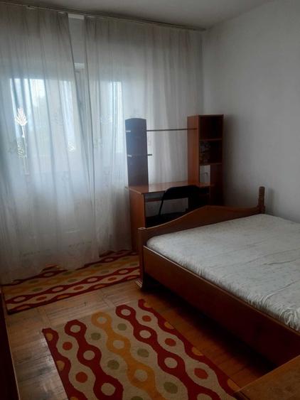 Apartament cu 2 camere decomandat în Exterior Vest