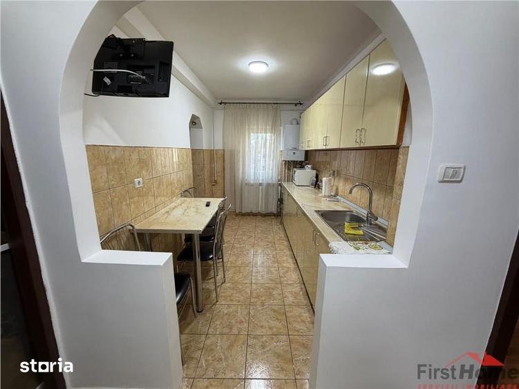 Apartament cu 2 camere, mobilat în Est