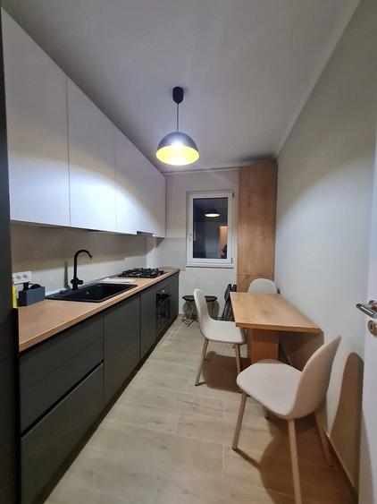 Apartament cu 2 camere decomandat în Giroc