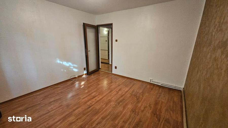 Apartament cu 3 camere în Țiglina 3