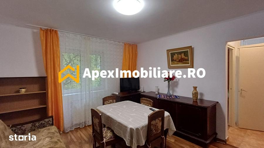 Apartament cu 2 camere semidecomandat, mobilat în Berceni