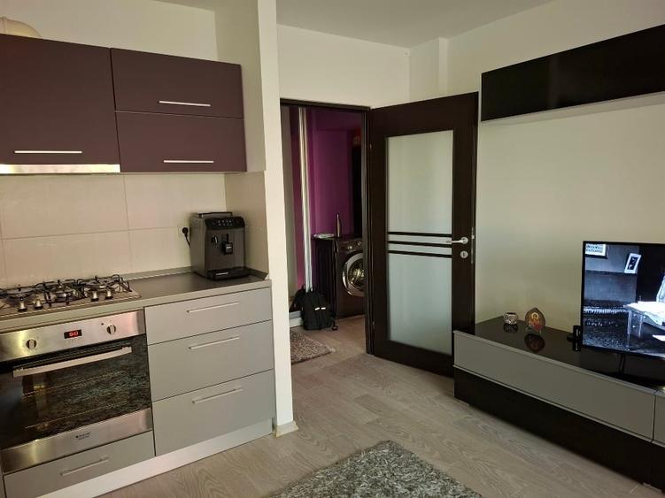 Apartament cu 2 camere decomandat, mobilat în Energia