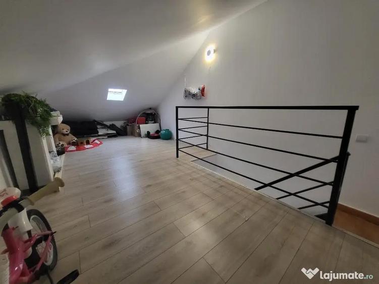 Casă cu 3 camere cu Teren 100 Mp în Central