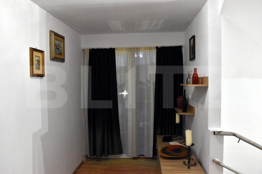 Casă individuală cu 7 camere cu Piscina în Cornești