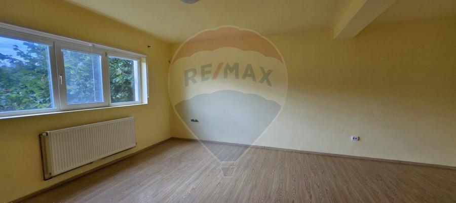 Casă individuală cu 4 camere cu Teren 445 Mp în Valea Voievozilor