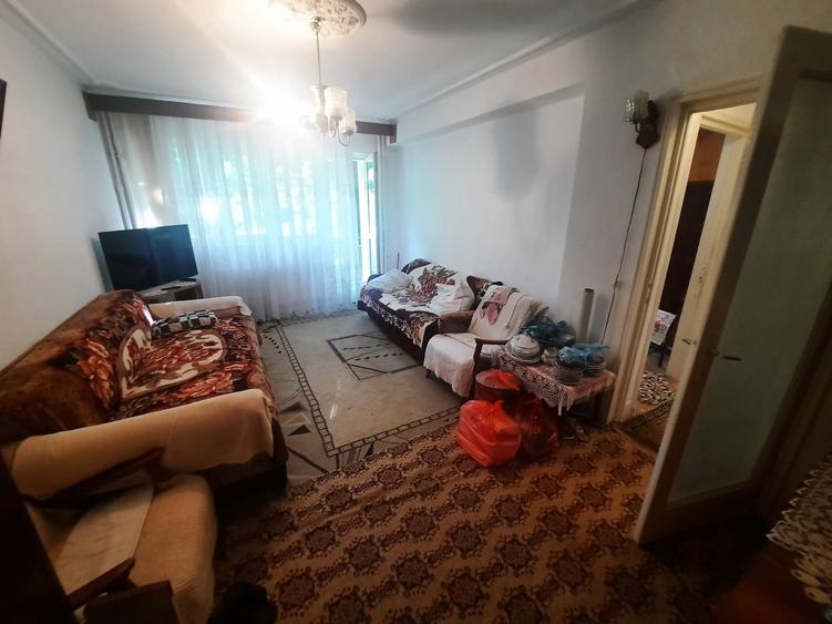 Apartament de 2 camere decomandat, etajul 1/8, zona Copou - 1