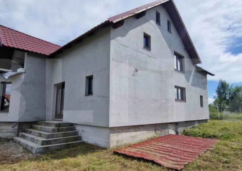 Casa de vanzare, 240 mp, zona jelna, teren 10 ari - 8