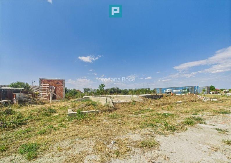 Teren 1000 mp Uliuc, cu funda?ie ?i proiect casa Teren 1000 mp Uliuc, cu funda?ie ?i proiect casa