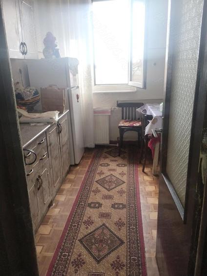 Vand apartament 2 camere - 2