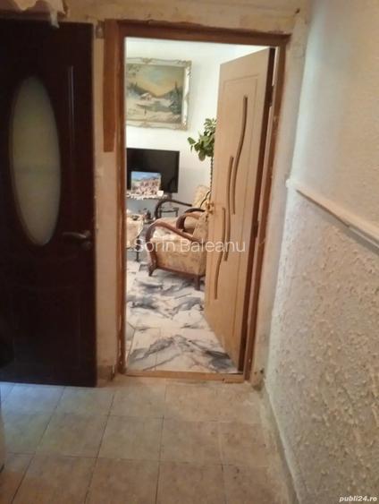 Vand apartament 2 camere Vand apartament 2 camere