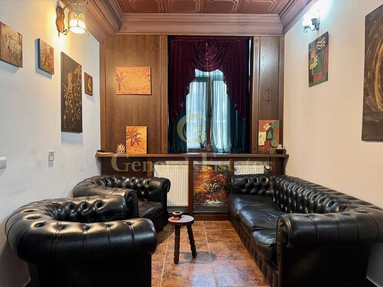 Spre Vânzare Proprietate remarcabilă cu 6 camere în inima Iașului ! - 2