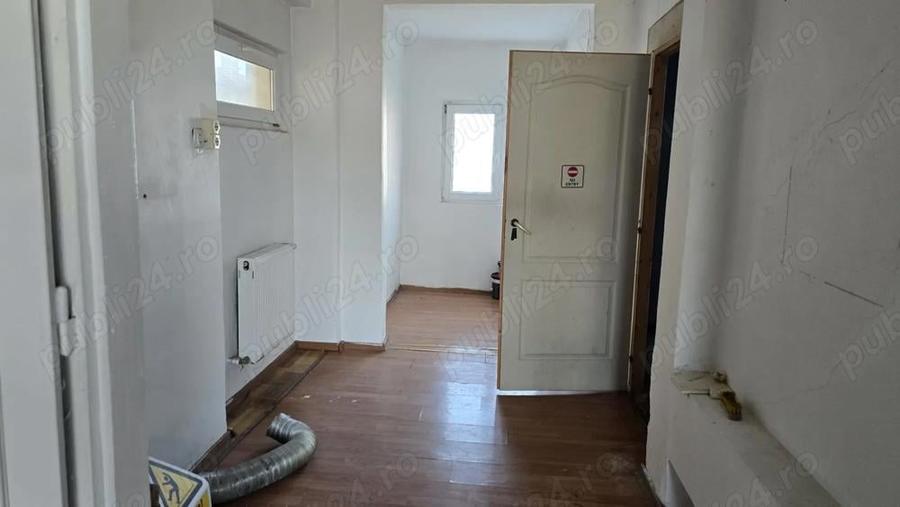 Spatiu comercial 287 mp + curte 1.500 mp -calea Timisorii - Arad - 7