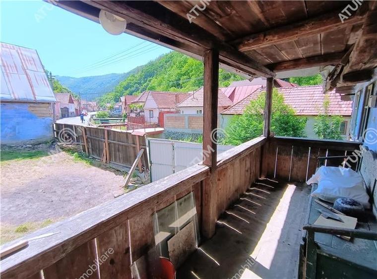 Casa traditionala din lemn cu 930 mp teren langa Sibiu - 21