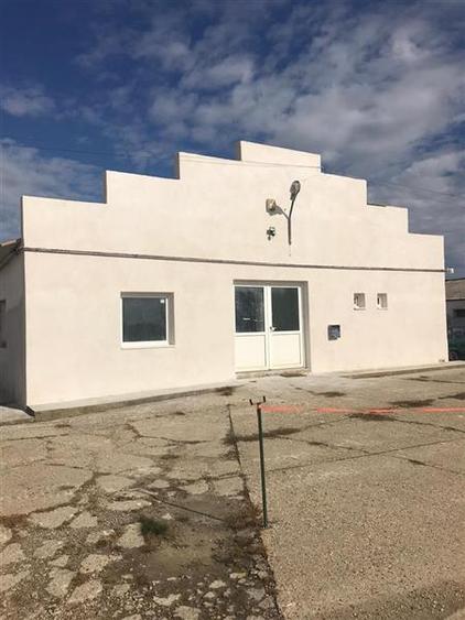 Hala renovata, cu acces rapid la autostrada - 1