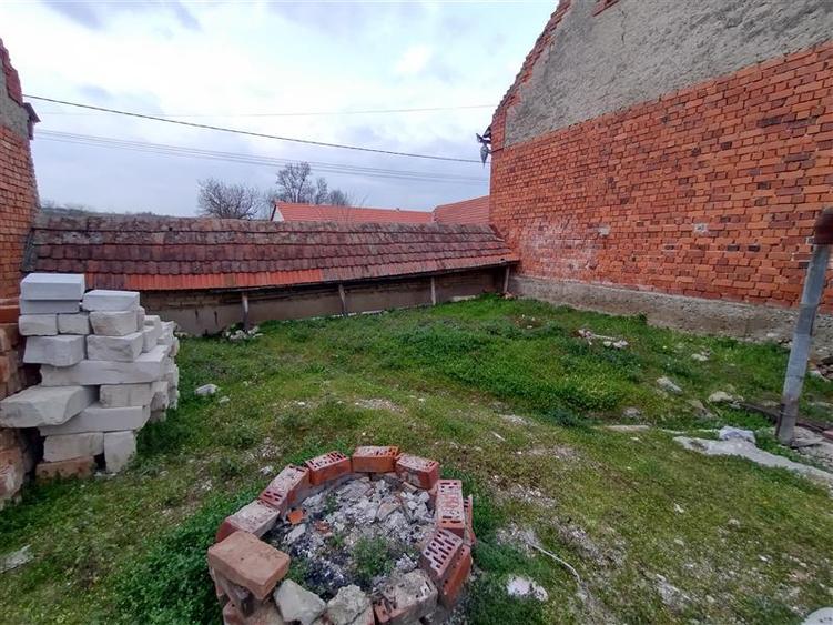 Racasdia, Casa Moderna, 174MP cu Teren 1104MP, Pret Negociabil - 27