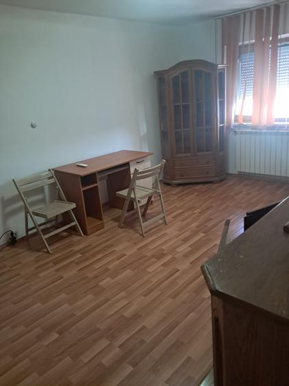 Apartament 3 camere decomandat - Tomis Nord/Brotacei - 500 euro/luna (Cod E2+E7) - 4