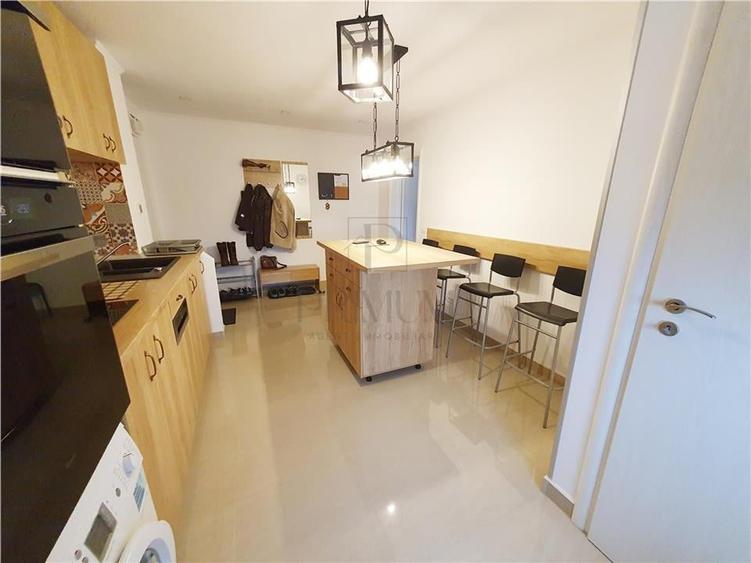 SEMICENTRAL -3CAM -CENTRALA PROPRIE/AC -LIFT -RENOVAT - 9